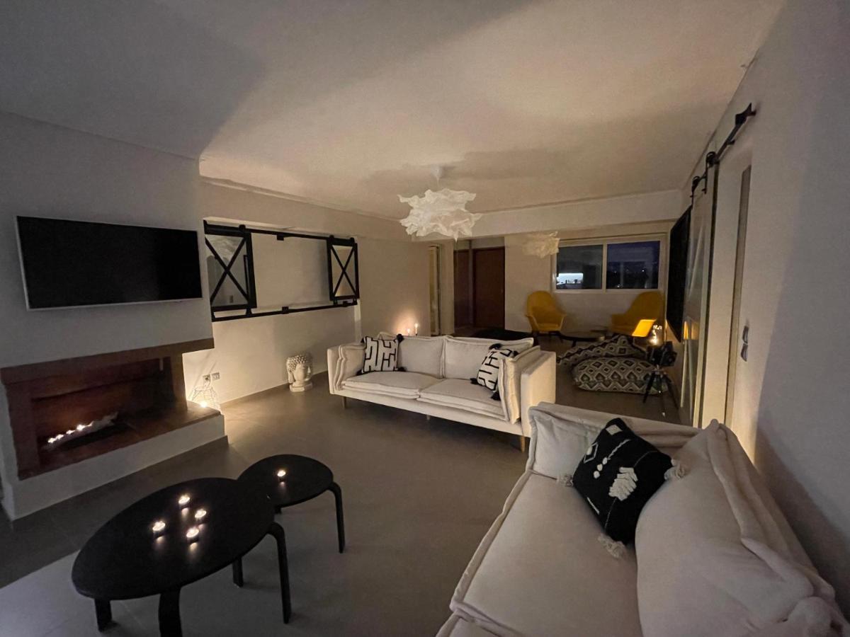 Acropolis View Apartment เอเธนส์ ภายนอก รูปภาพ