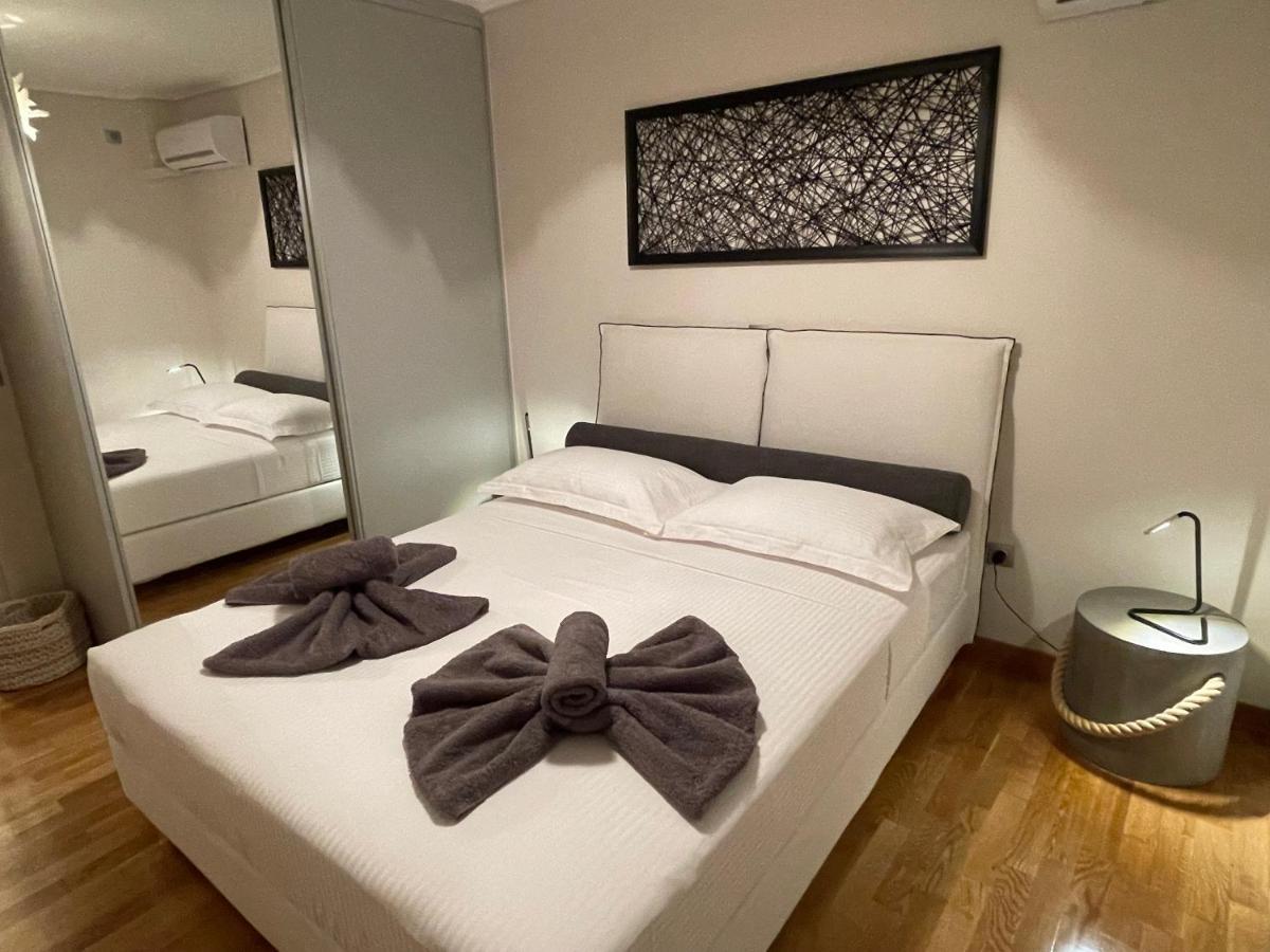 Acropolis View Apartment เอเธนส์ ภายนอก รูปภาพ